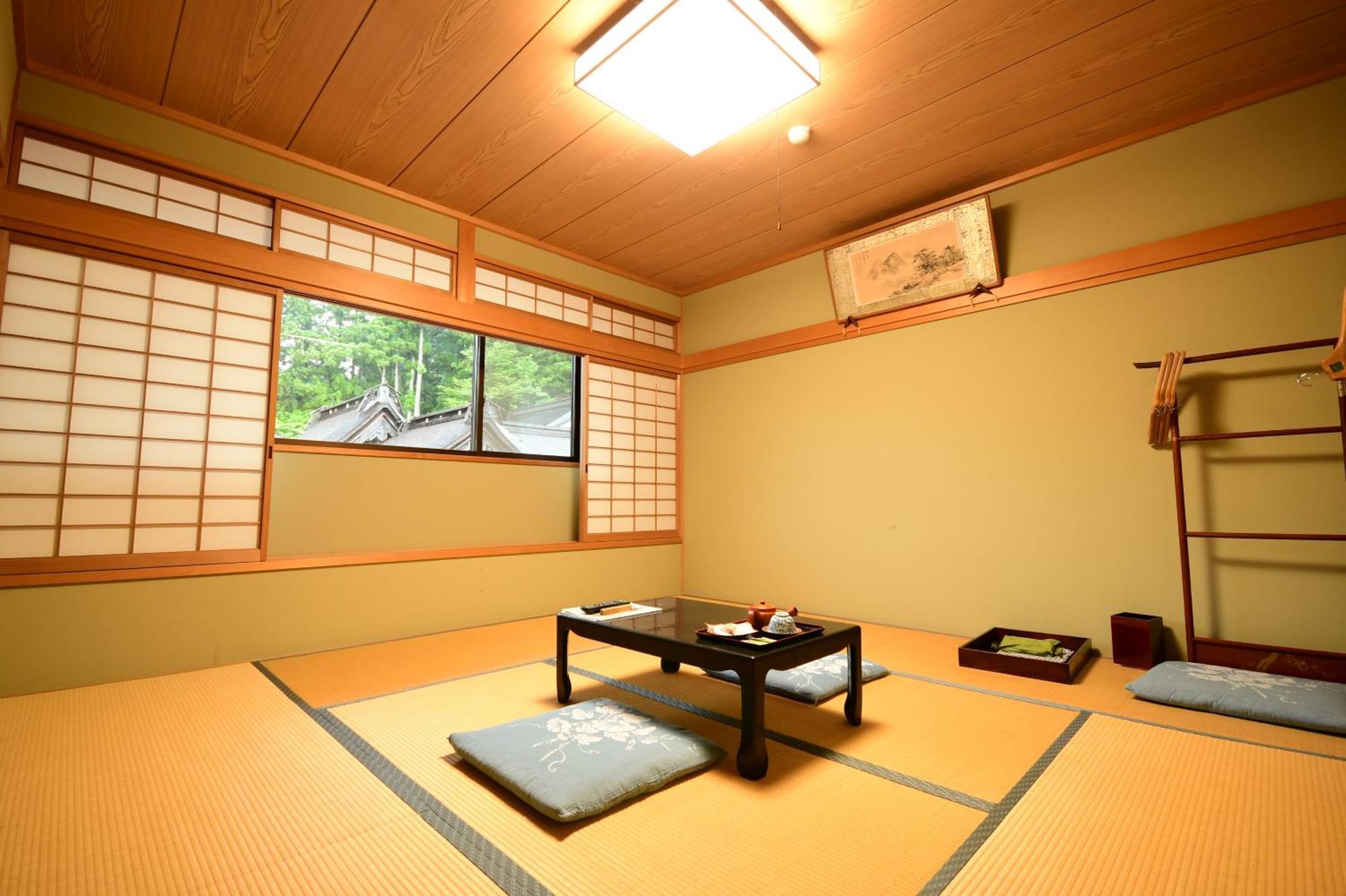 Hotel Koyasan Shukubo Fugenin Zewnętrze zdjęcie