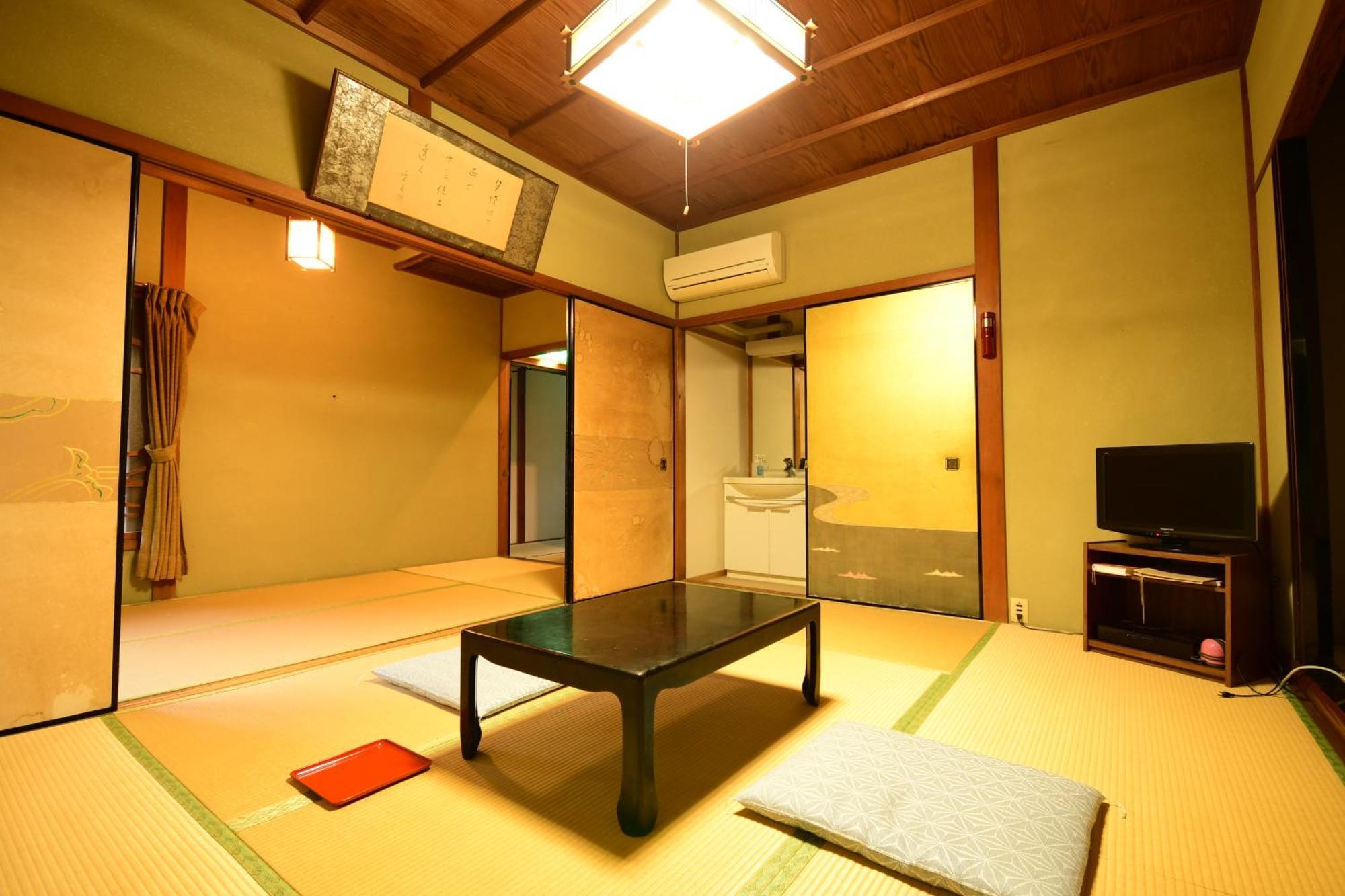 Hotel Koyasan Shukubo Fugenin Zewnętrze zdjęcie