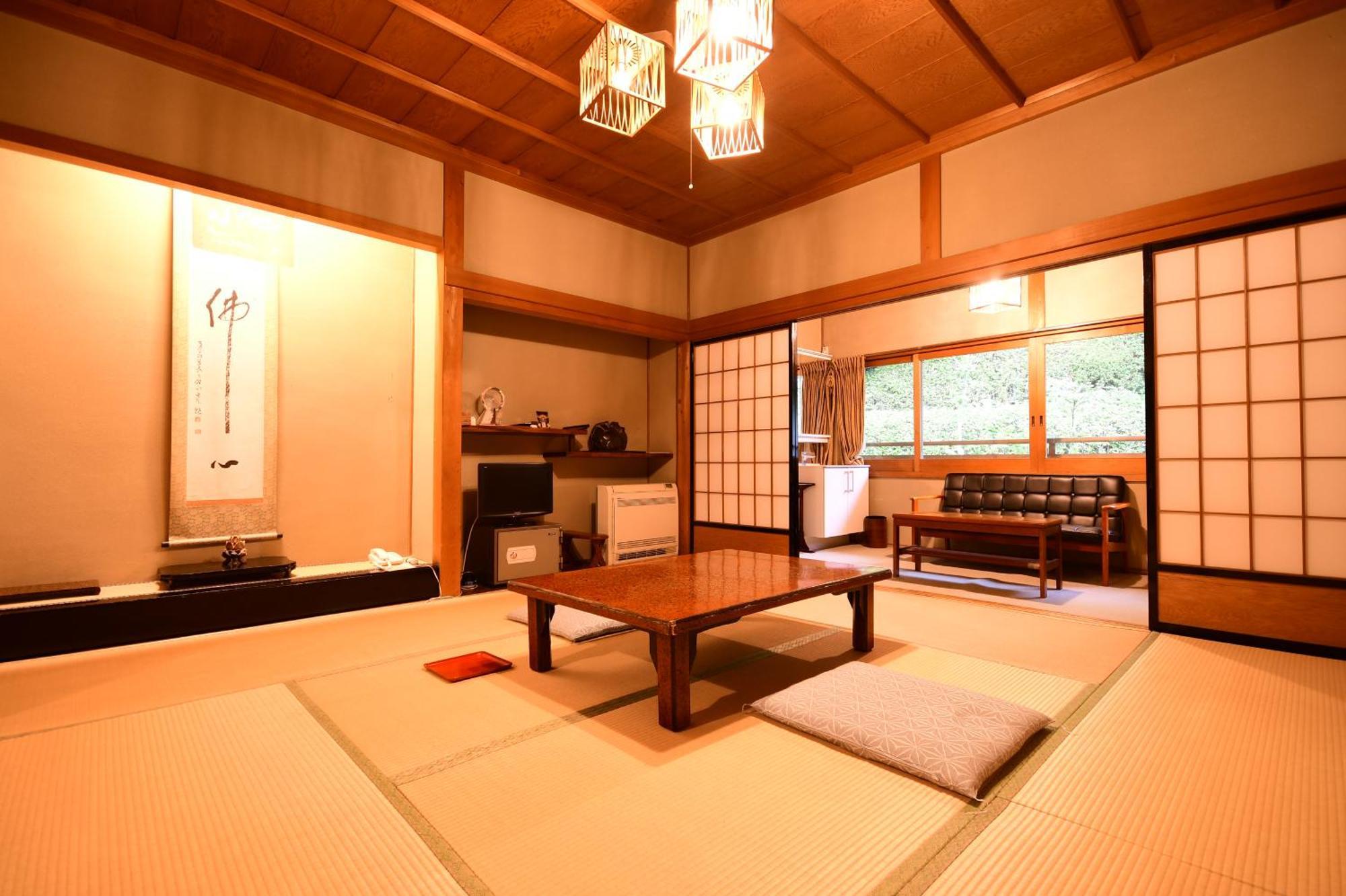 Hotel Koyasan Shukubo Fugenin Zewnętrze zdjęcie