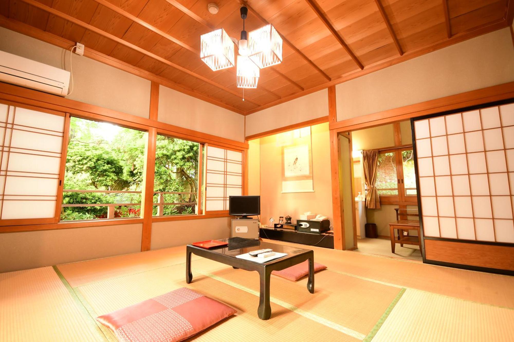 Hotel Koyasan Shukubo Fugenin Zewnętrze zdjęcie