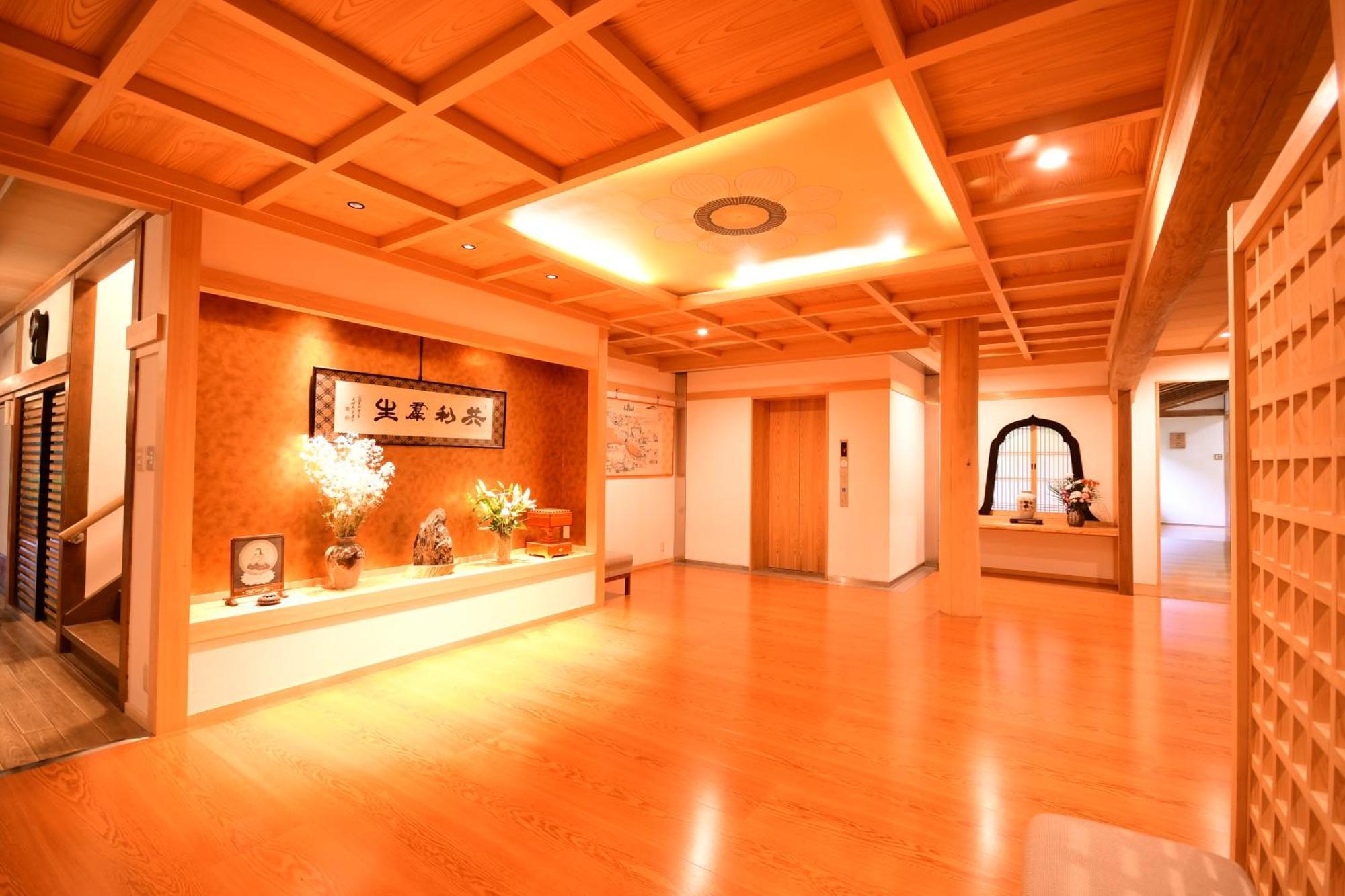 Hotel Koyasan Shukubo Fugenin Zewnętrze zdjęcie